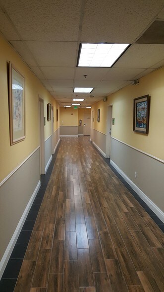 More Photos Of 1016 E Broadway, Glendale Office For Lease