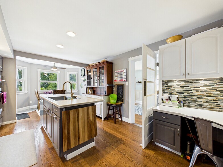 More Photos Of 26285 Broadkill Rd, Milton Hotel For Sale