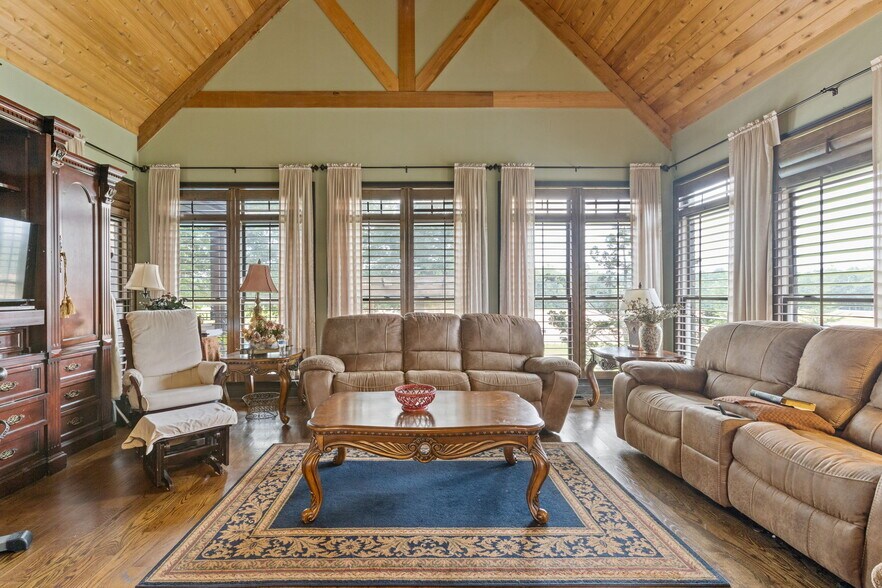 More Photos Of 2932 Highway 124 W, Jefferson Specialty For Sale