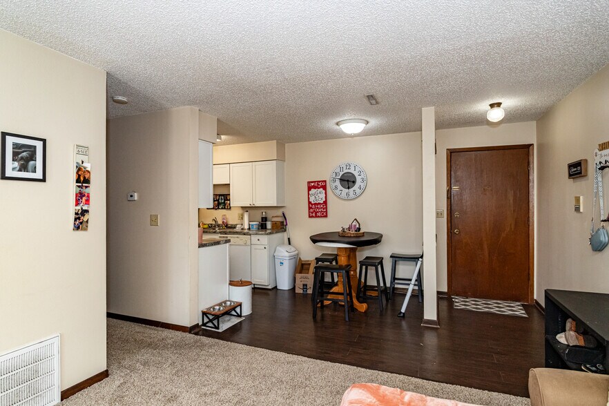 More Photos Of 3500 Grand Ave, Ames Apartments For Sale