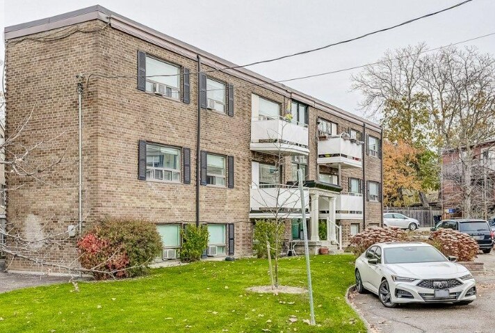 More Photos Of 6 Lake Shore Dr, Toronto Apartments For Sale
