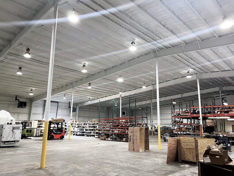More Photos Of 170 Aprill Dr, Ann Arbor Warehouse For Lease