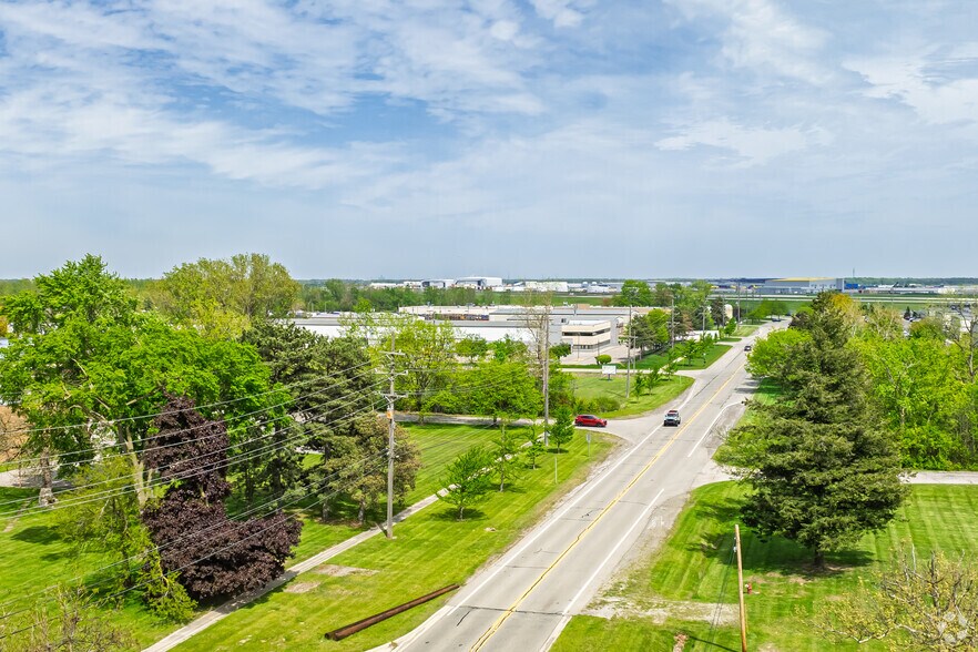 More Photos Of 34800 Goddard Rd, Romulus Distribution For Lease