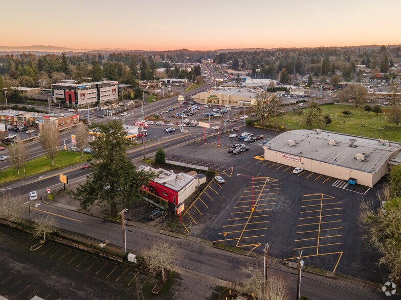 More Photos Of 2945 Liberty Rd S, Salem Freestanding For Sale
