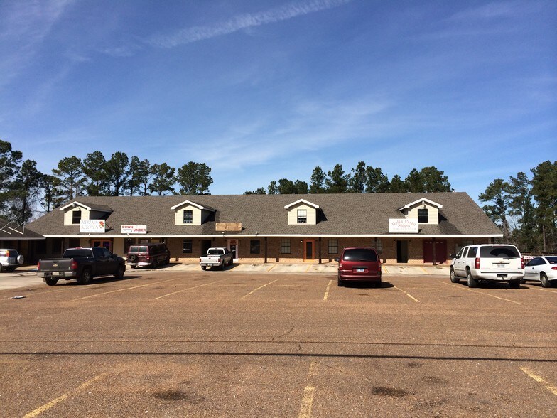 340 Pan American Dr, Livingston, TX 77351 Retail For Lease