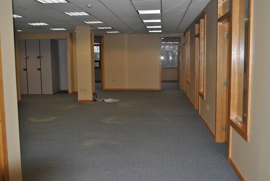 More Photos Of 38 Pond St, Franklin Medical For Lease