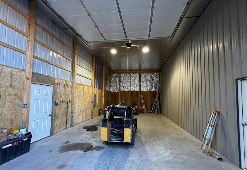 More Photos Of 10631 Bird River Rd, Middle River Light Manufacturing For Lease