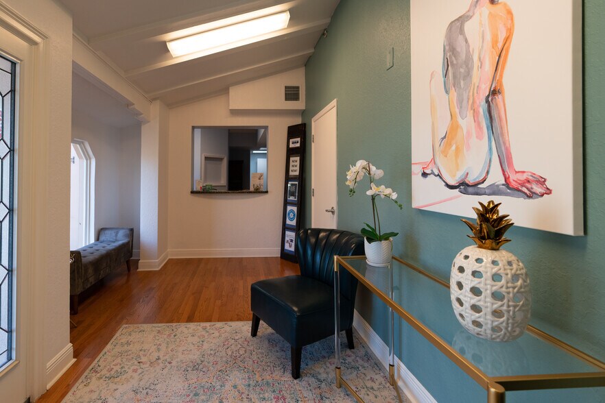 More Photos Of 1515 22nd Ave N, Saint Petersburg Medical For Lease