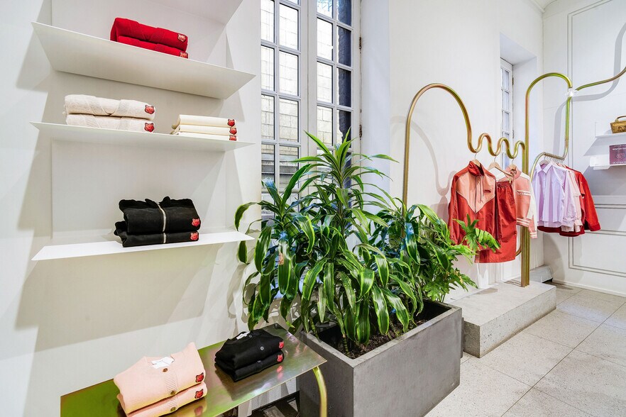 More Photos Of 248 Lafayette St, New York Apartments For Sale