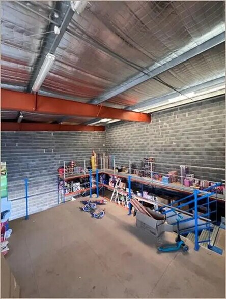 More Photos Of 17 Impasse De Castelviel, Rouffiac-Tolosan Office For Lease
