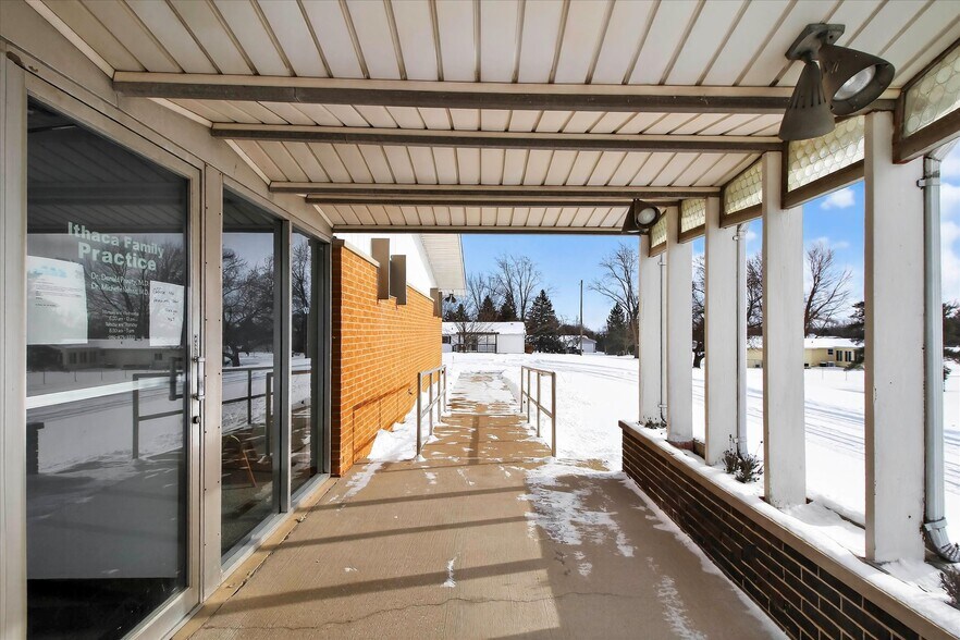 More Photos Of 820 N Pine River St, Ithaca Healthcare For Sale