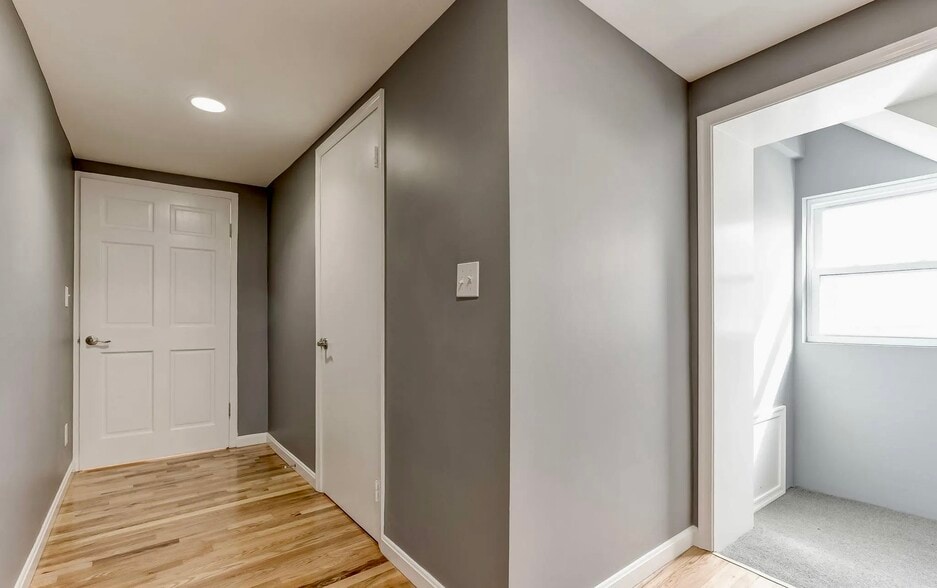 More Photos Of 1049 S Charles St, Baltimore Storefront Retail Residential For Sale