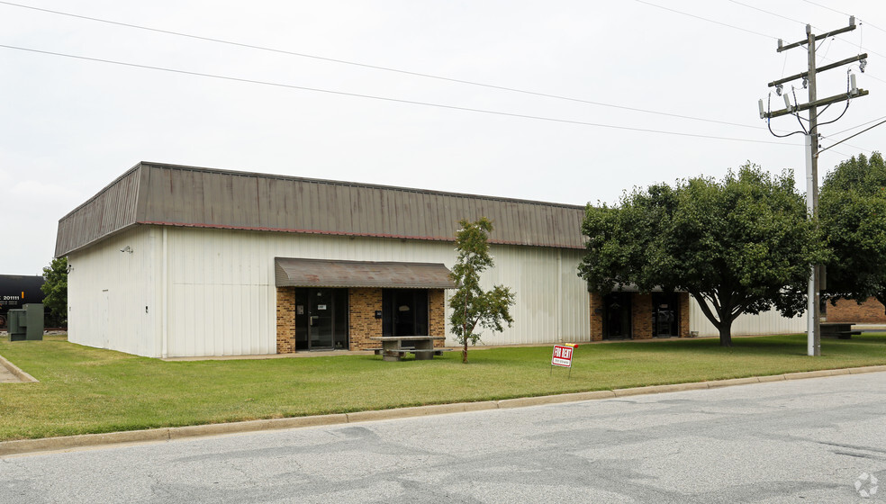 Primary Photo Of 1421-1425 Air Rail Ave, Virginia Beach Showroom For Lease