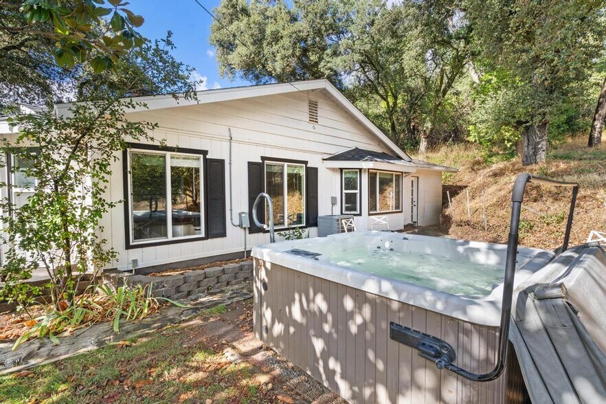 More Photos Of 4700 Highway 78, Julian Specialty For Sale
