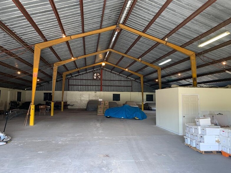 Primary Photo Of 1620 Newport Ave, Deland Warehouse For Lease