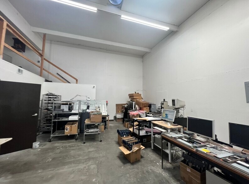 More Photos Of 4450 Enterprise St, Fremont Manufacturing For Sale