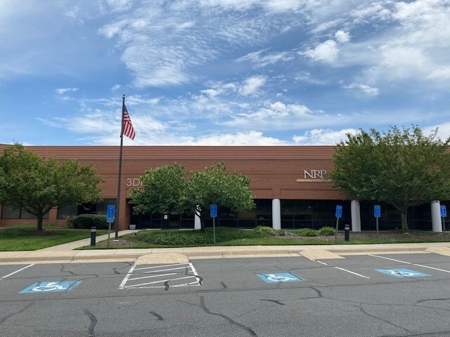 More Photos Of 365 Herndon Pky, Herndon Medical For Lease