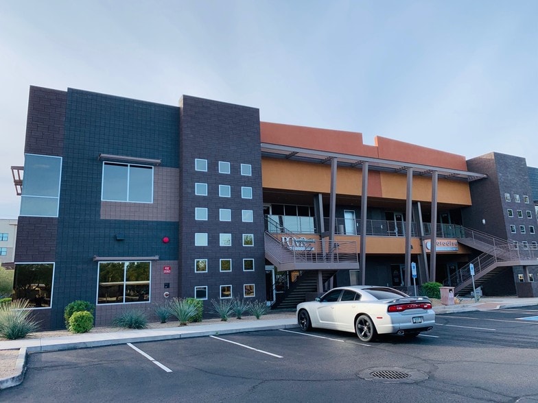 More Photos Of 2060 W Whispering Wind Dr, Phoenix Medical For Sale