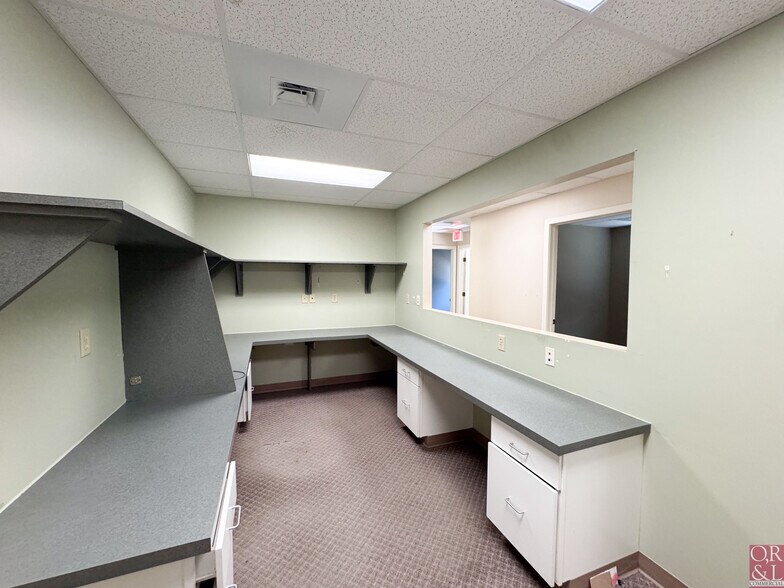 More Photos Of , Bristol Office For Sale