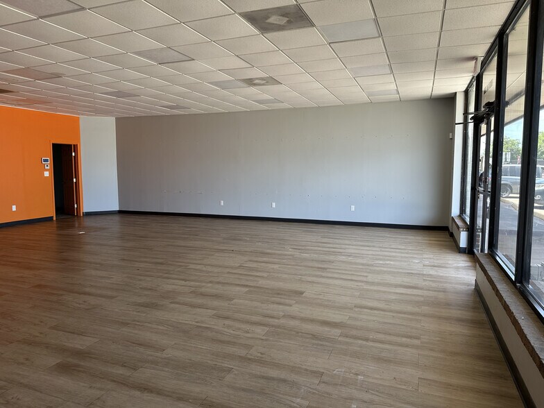 More Photos Of 4210-4228 Fm-517, Dickinson Storefront For Lease