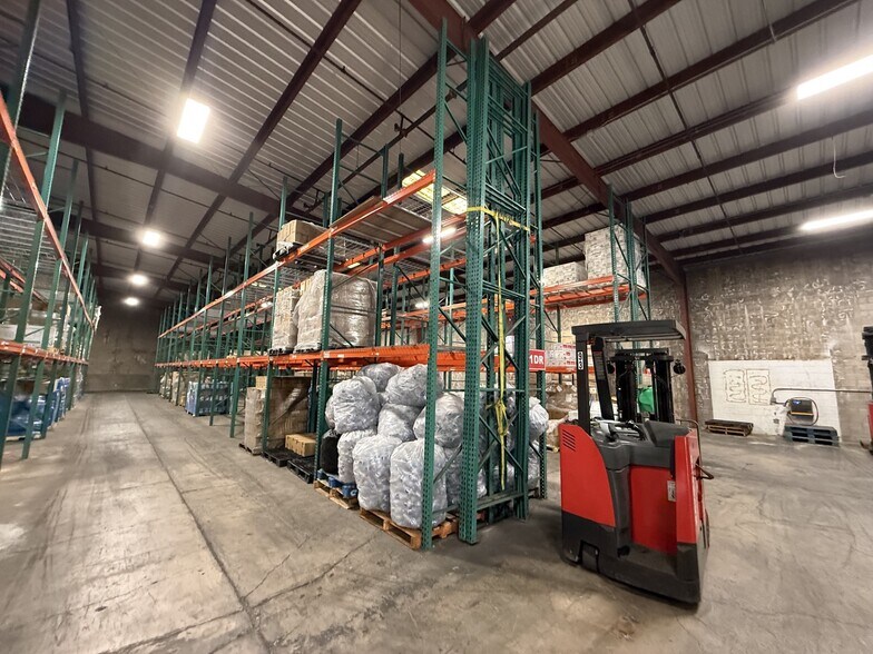 More Photos Of 920 Eha St, Wailuku Warehouse For Lease