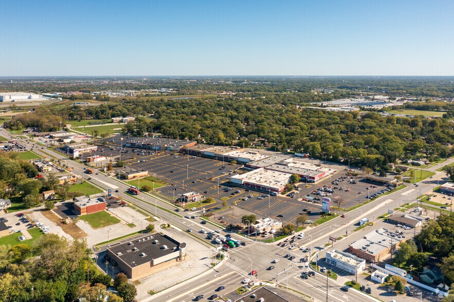 More Photos Of 2935-3069 159th St, Markham Unknown For Lease