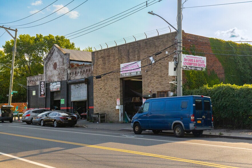 More Photos Of 450 Front St, Staten Island Land For Sale