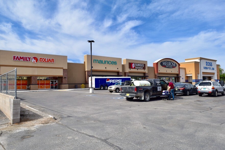 More Photos Of 801-811 W Pierce St, Carlsbad Department Store For Sale
