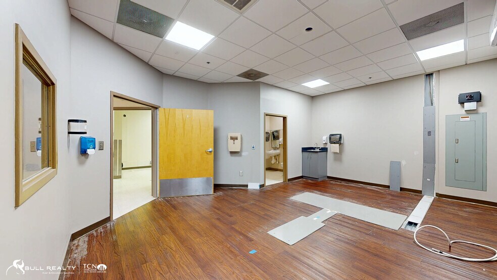 More Photos Of 1362 S Main St, Ellijay Hospital For Lease