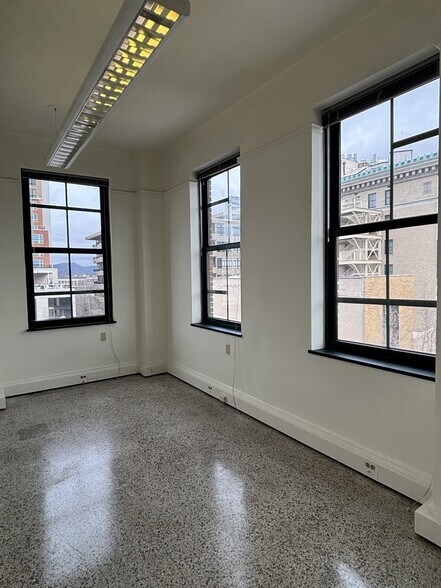 More Photos Of 34 Wall St, Asheville Office For Lease