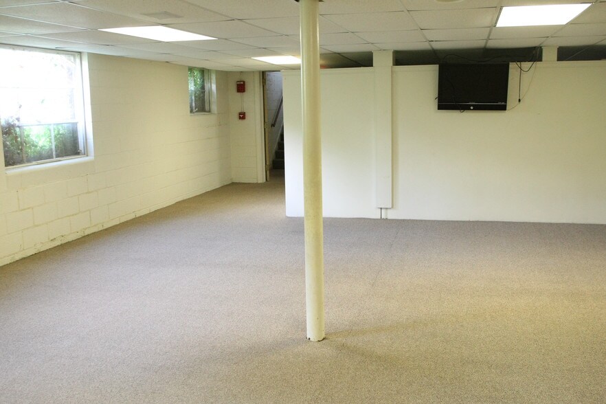More Photos Of 10909 Chippewa Rd, Brecksville Religious Facility For Sale
