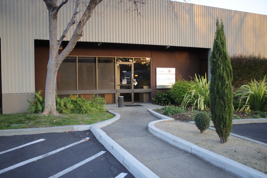 More Photos Of 3350 Scott Blvd, Santa Clara Warehouse For Lease