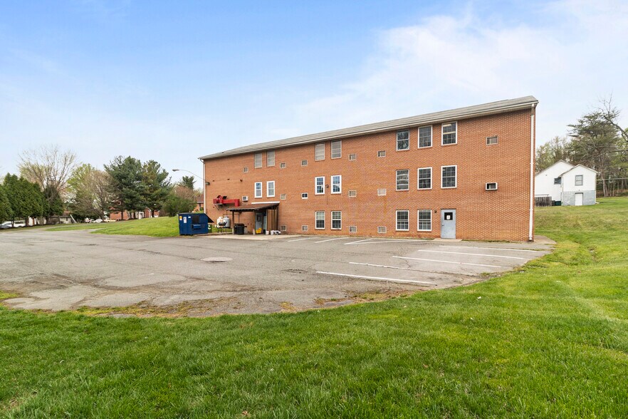 More Photos Of 5001 Backlick Rd, Annandale Religious Facility For Sale