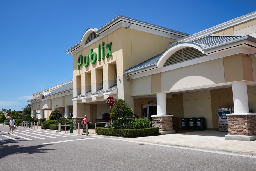 Primary Photo Of 1200-1350 S Tamiami Trl, Osprey Unknown For Lease