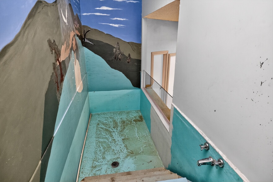 More Photos Of 205 Otter St, Danville Specialty For Sale