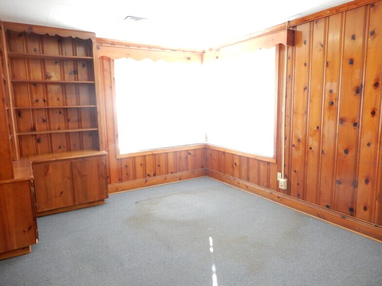 More Photos Of 5073 Carolina Hwy, Denmark Office For Sale