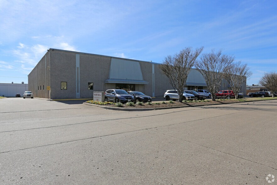 Primary Photo Of 3330-3350 Wiley Post Rd, Carrollton Showroom For Sale