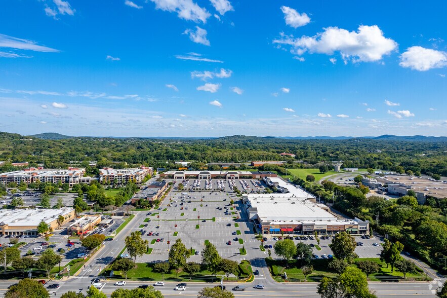 More Photos Of 330 Franklin Rd, Brentwood Unknown For Lease