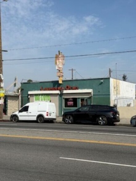 More Photos Of 7904 S Central Ave, Los Angeles Freestanding For Sale