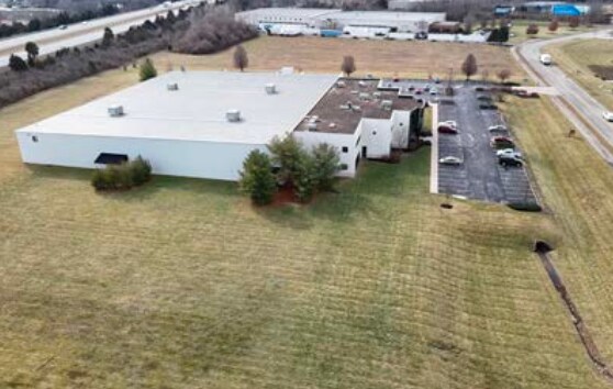 More Photos Of 1637 Kingsview Dr, Lebanon Distribution For Lease