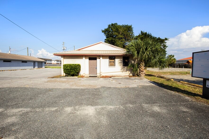 More Photos Of 1308 Balboa Ave, Panama City Office For Sale