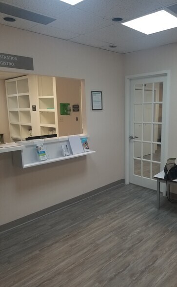 More Photos Of 909 NE 163rd St, North Miami Beach Medical For Sale