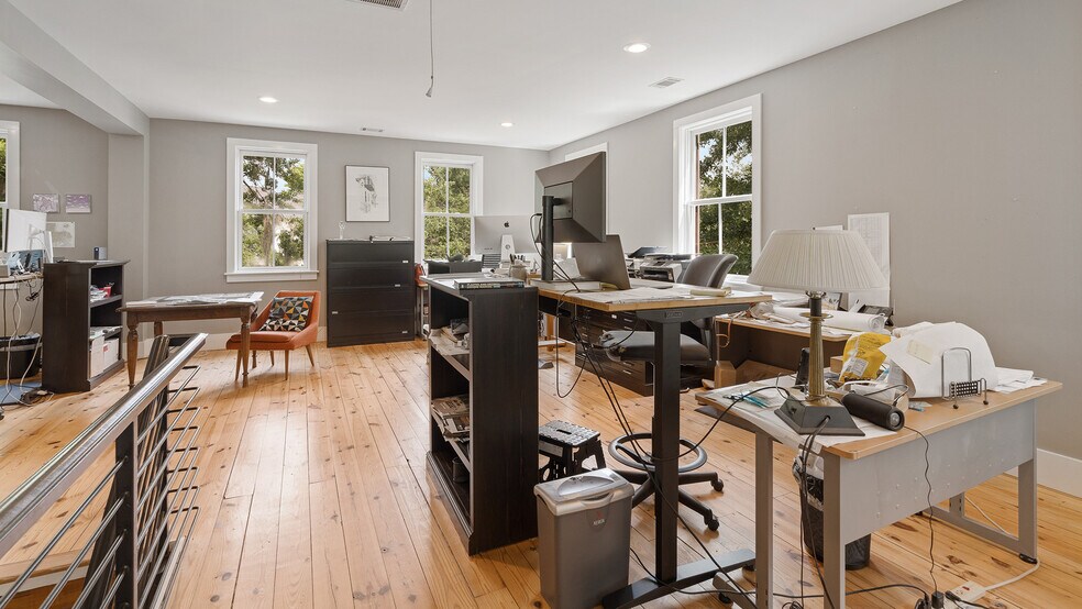 More Photos Of 19 Market, Beaufort Office For Lease