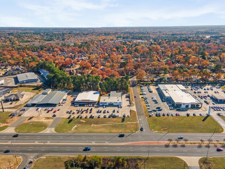 More Photos Of 1310 W Loop 281, Longview Freestanding For Sale