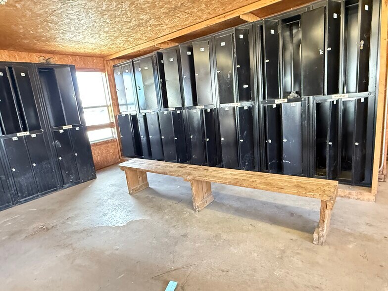 More Photos Of 12525 Old Highway 99, Seminole Warehouse For Sale
