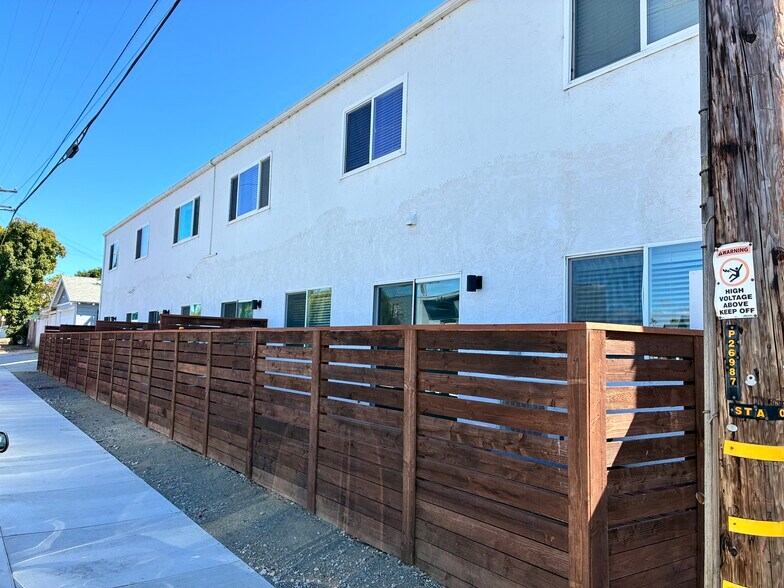 More Photos Of 330 S Horne St, Oceanside Apartments For Sale