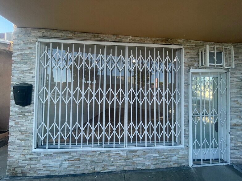 More Photos Of 3915 Tweedy Blvd, South Gate Specialty For Lease