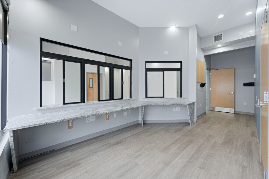More Photos Of 430-432 Broadway, Bayonne Storefront For Lease