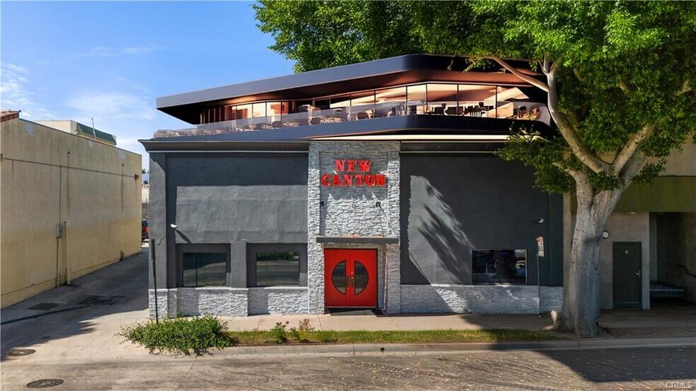 More Photos Of 13015 Philadelphia St, Whittier Restaurant For Sale