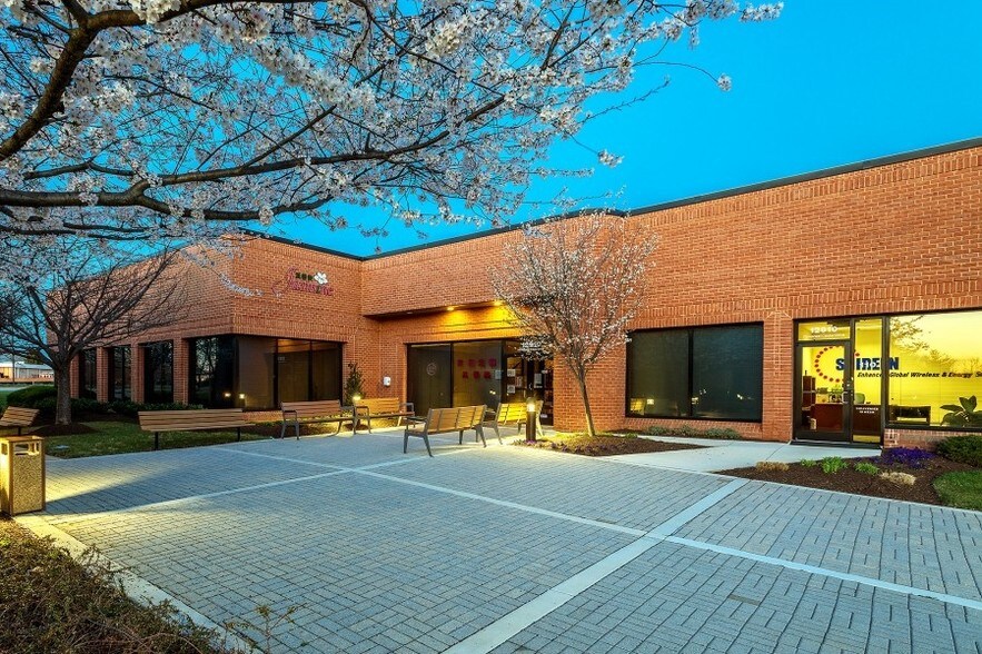 More Photos Of 12920 Cloverleaf Ctr Dr, Germantown Flex For Lease